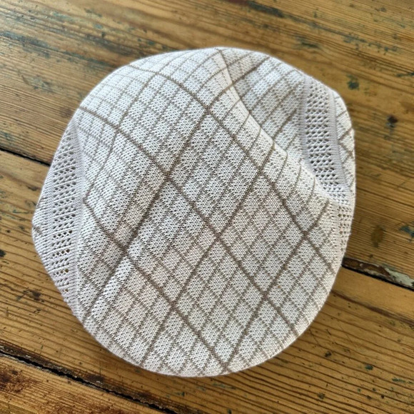 Off White Men's Hat‎ - Picture 2 of 5